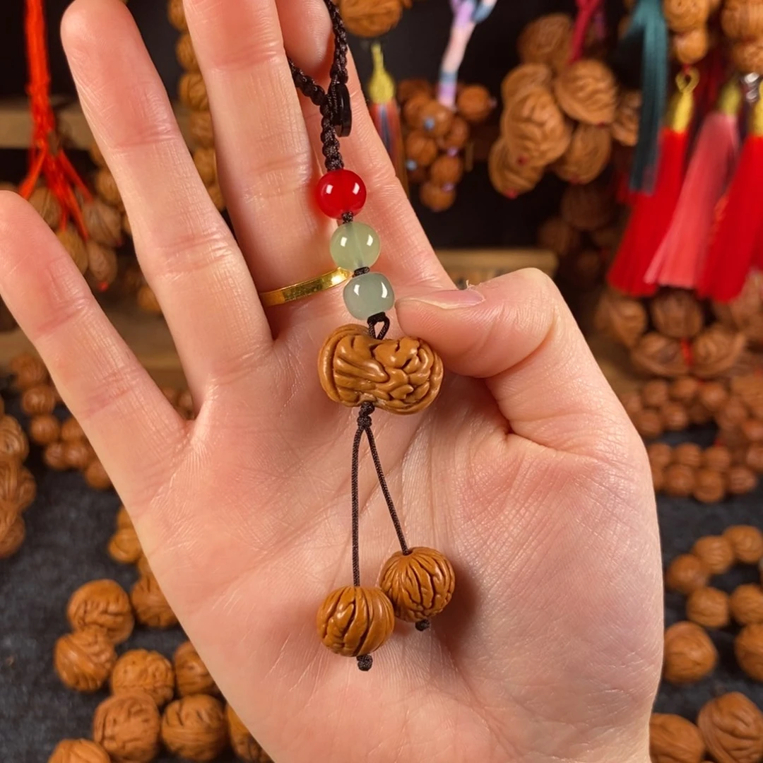 吊坠桃核桃枭挂件