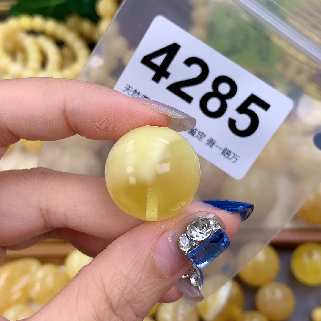 蜜蜡未镶嵌珠宝奇石23
