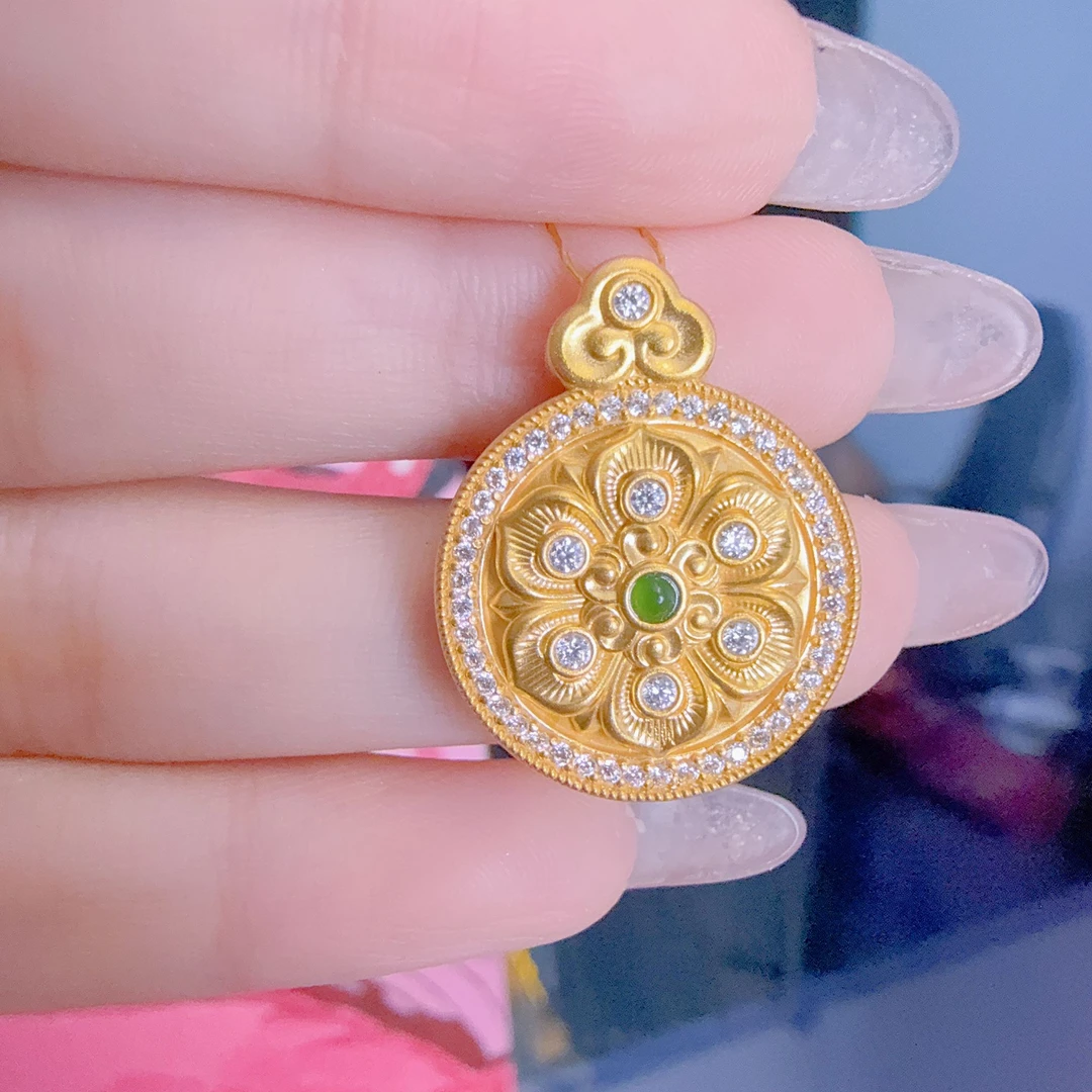 太阳花绿宝罗盘吊坠 足金999点钻硬金 2.9g