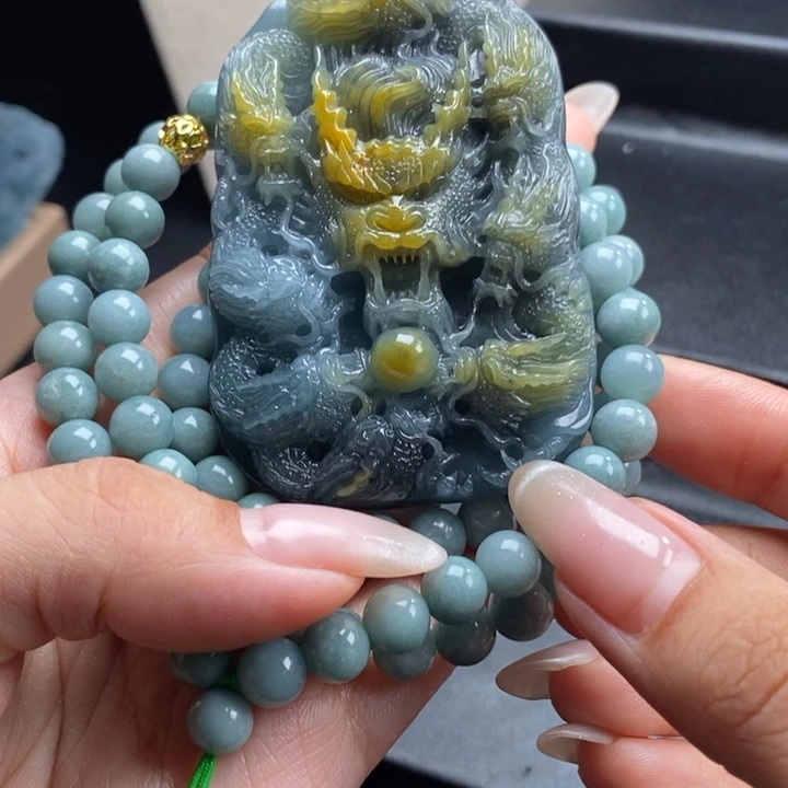 定制翡翠未镶嵌九龙