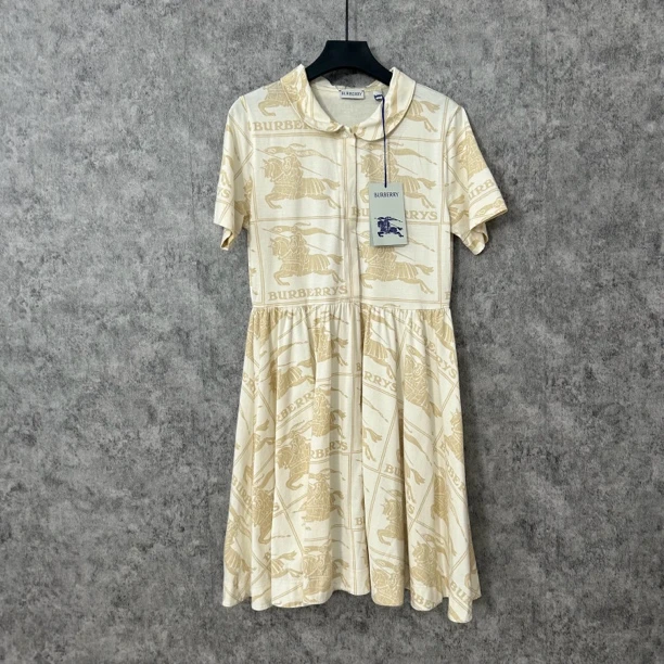 未使用 BURBERRY/博柏利 Burberry浅卡其色满印战马半袖连衣裙