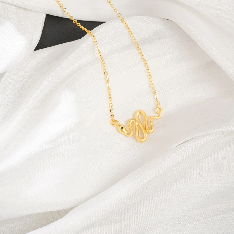 铜合金项链 项链轻奢风小蛇个性锁骨链女设计感久不掉色本命年
