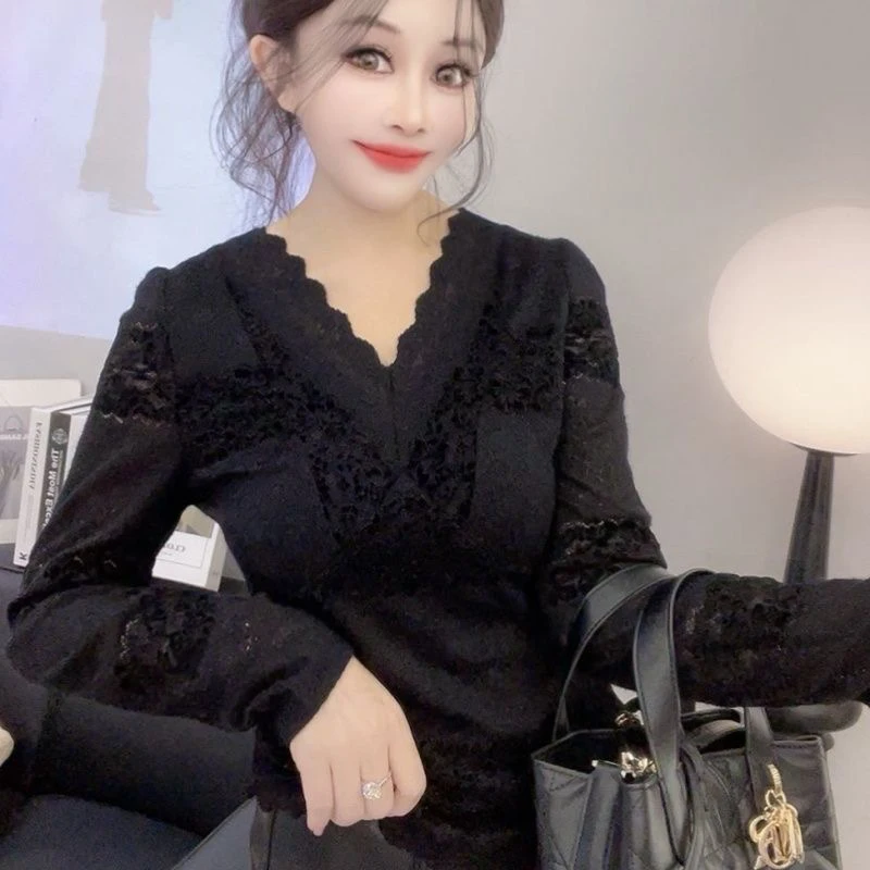 秋冬季新款洋气纯色显白时髦V领蕾丝打底小衫