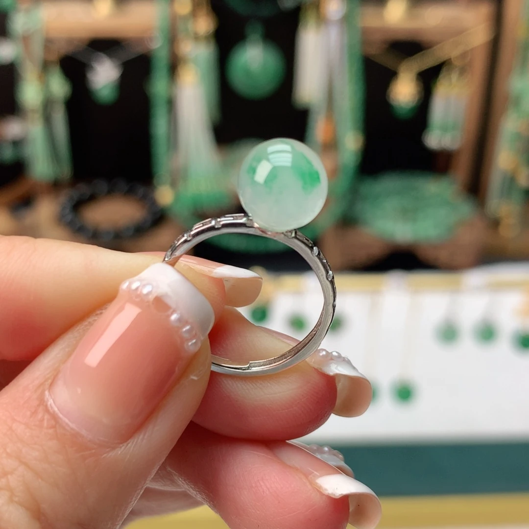 石英质玉（非洲翠）银S925镀金镶嵌冰飘花精品戒指