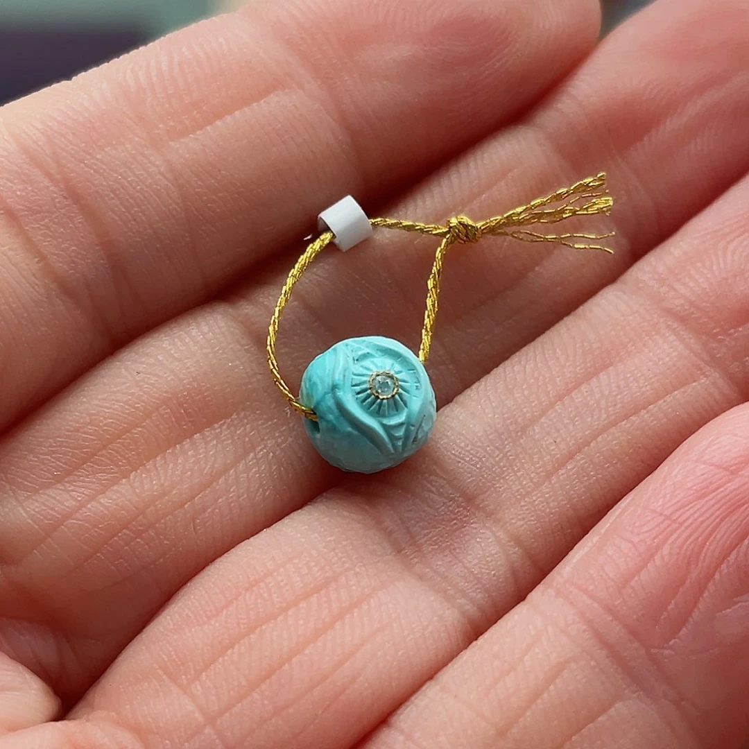 绿松石颈饰未镶嵌