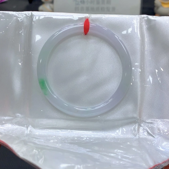 翡翠未镶嵌手镯翡翠4