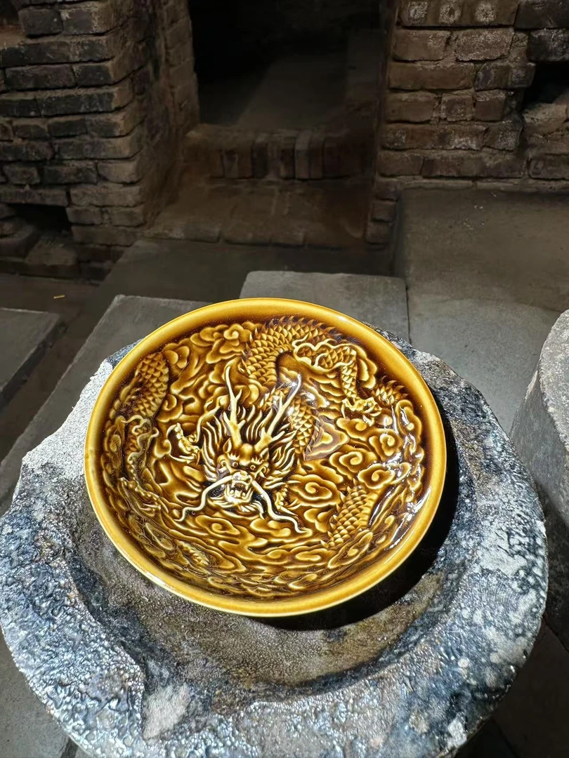 建盏主人杯  雕刻金龙