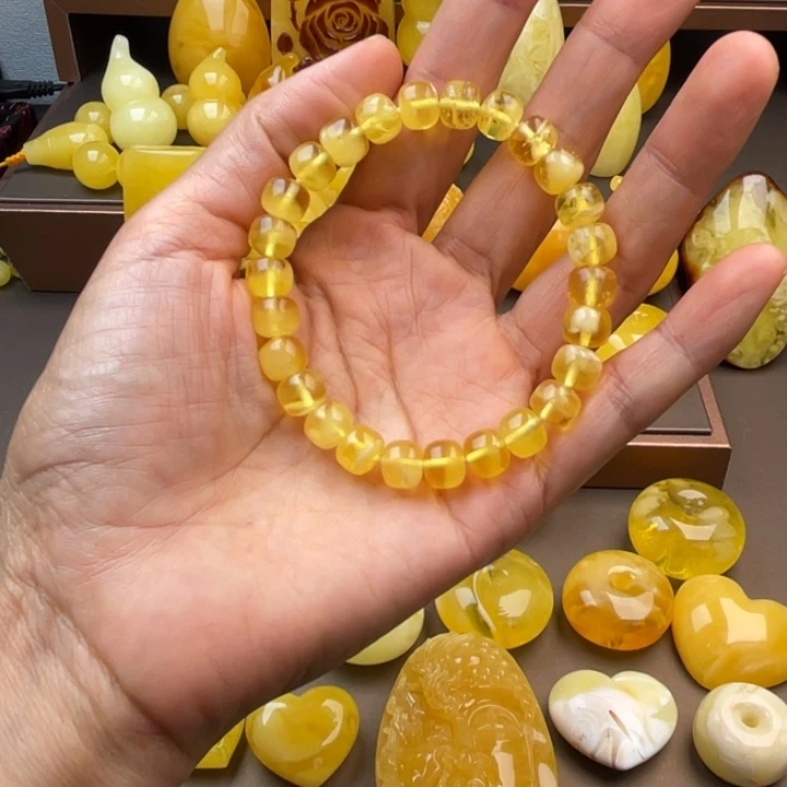 琥珀未镶嵌颈饰蜜蜡