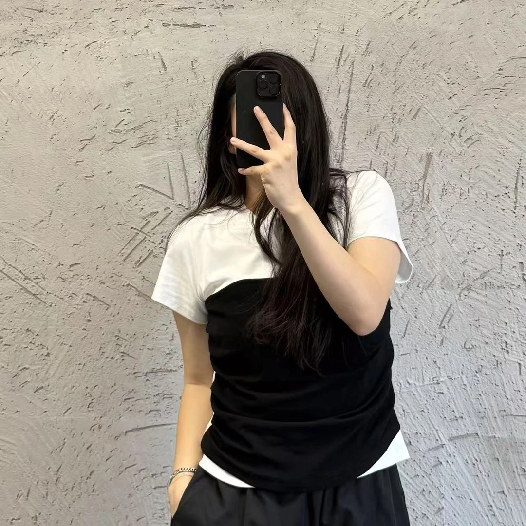 《大韩韩推荐》两色拼接短袖大码女装夏季显瘦修身百搭舒适印花T恤