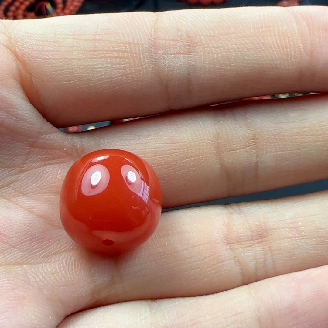 南红玛瑙珠子未镶嵌白***碴