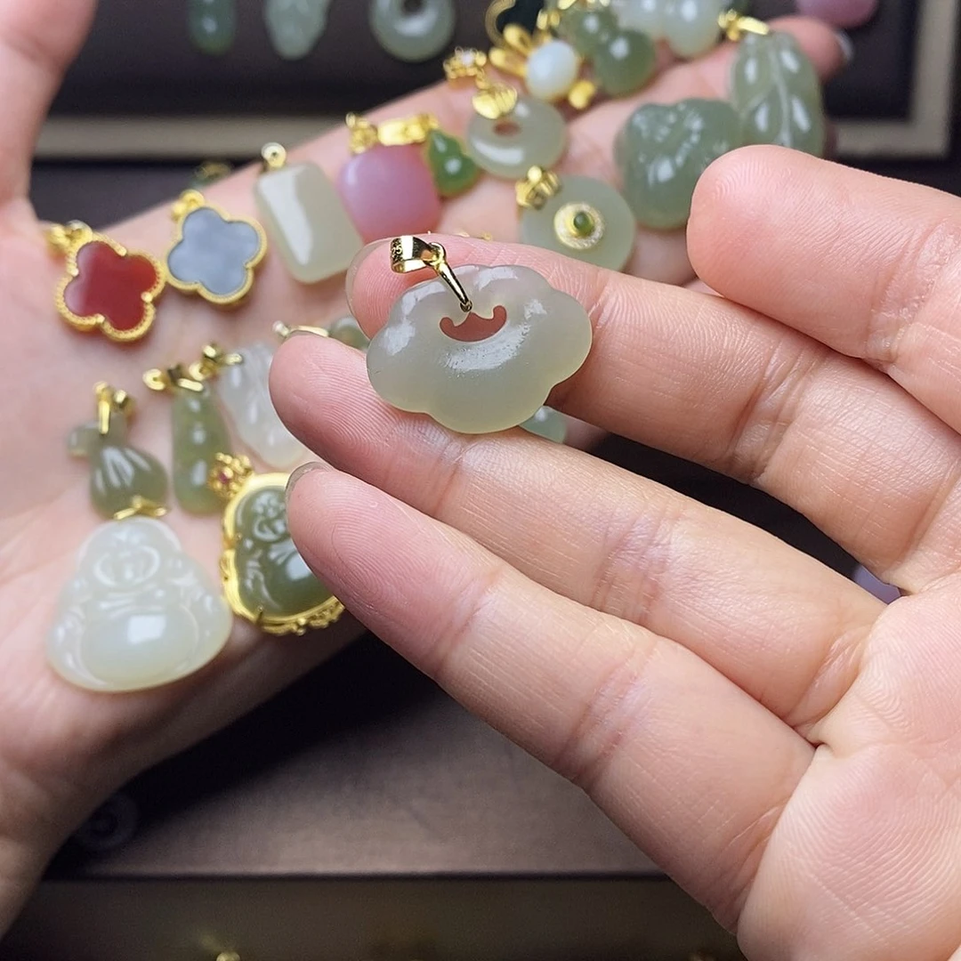 和田玉颈饰银S925镶嵌