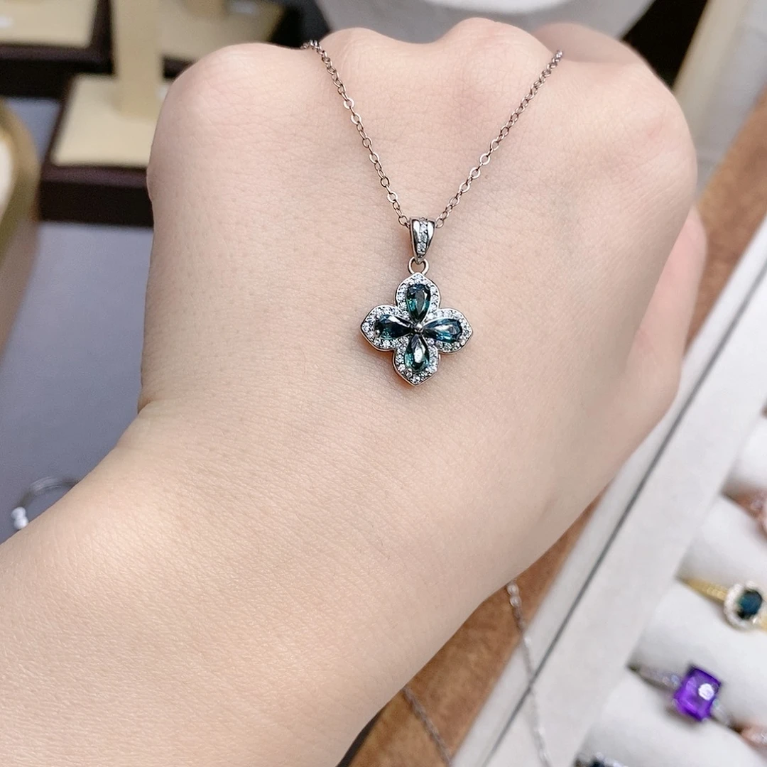 蓝宝石颈饰银S925镶嵌吊坠