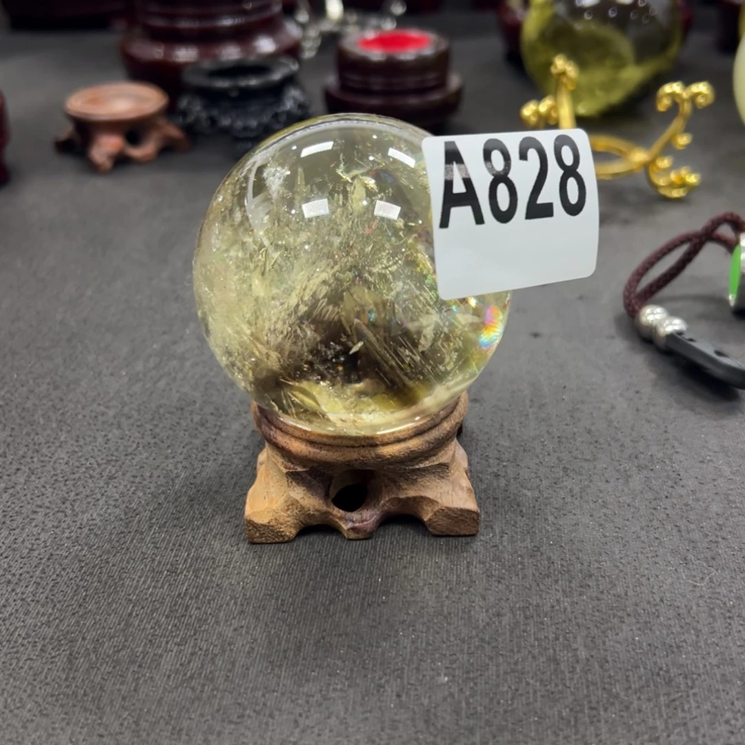 *****石材天然黄水晶球6.7