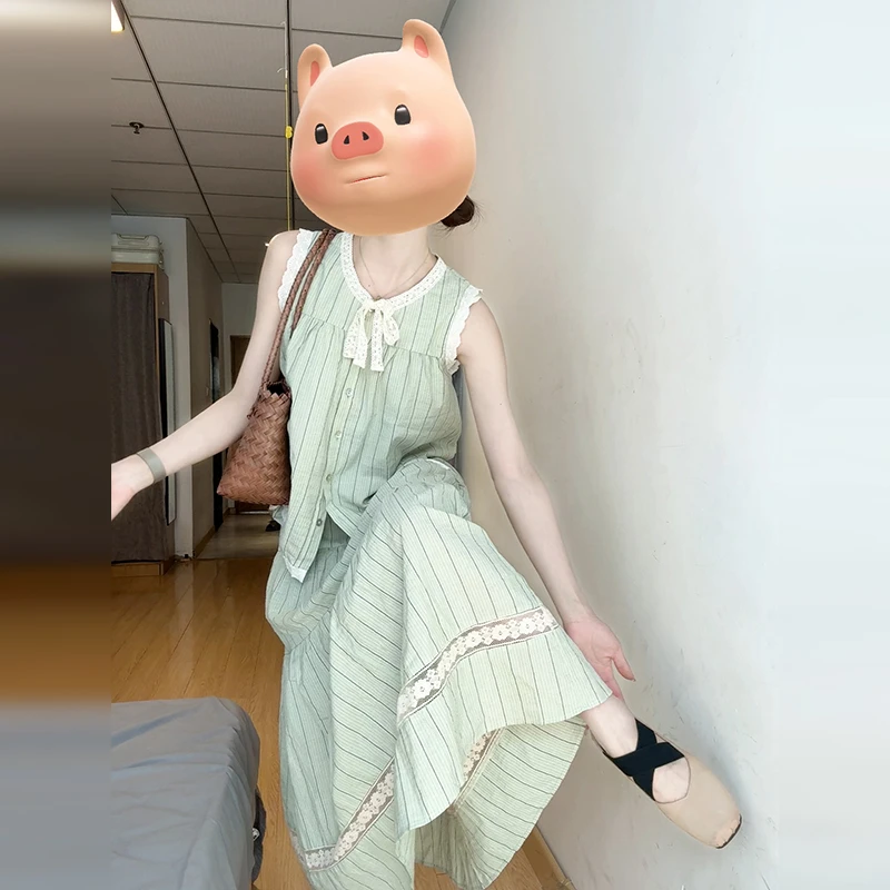 甜美绿色背心吊带连衣裙子女夏2025法式气质一整套长裙4066