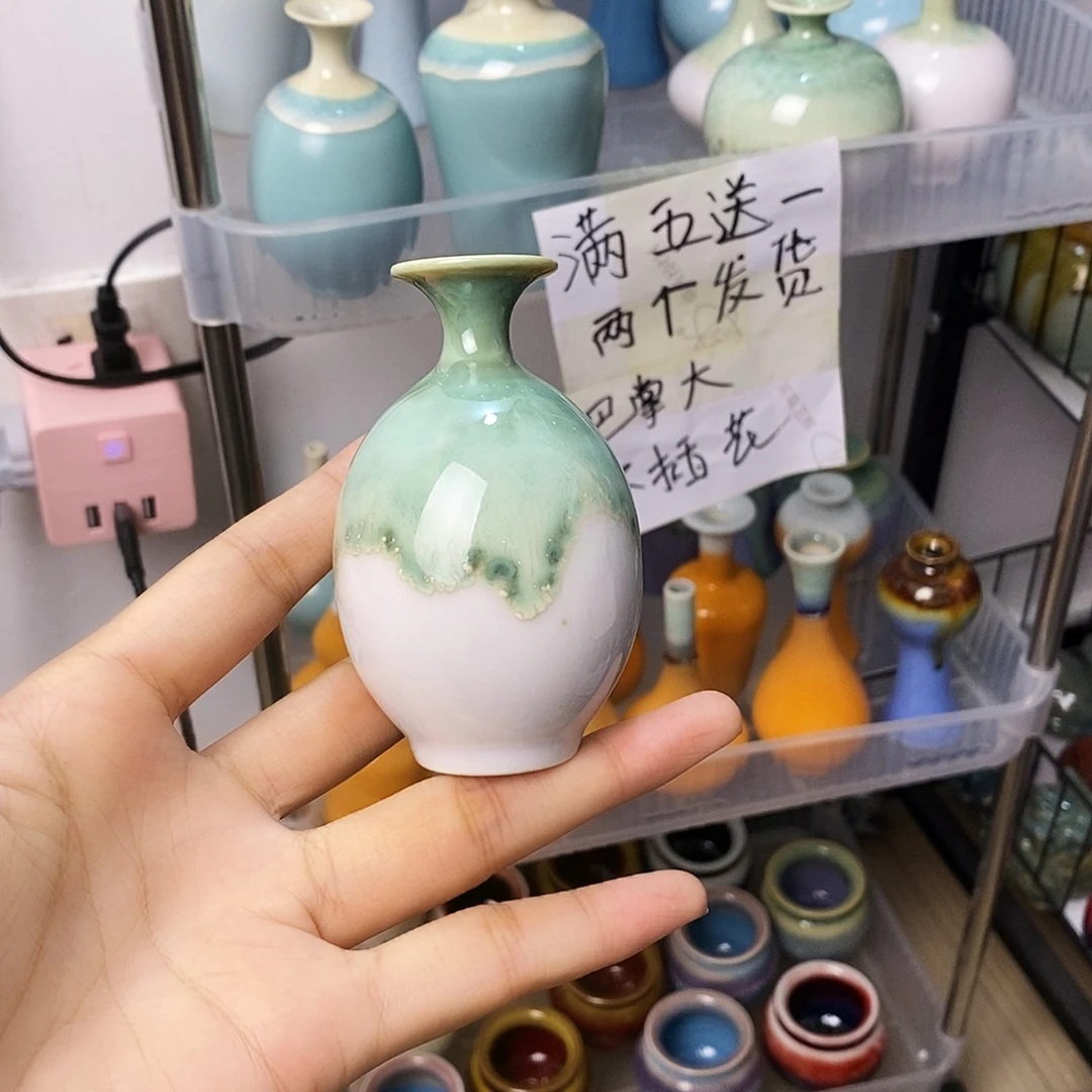 摆件巴掌大不插花景德镇高温陶瓷小花器