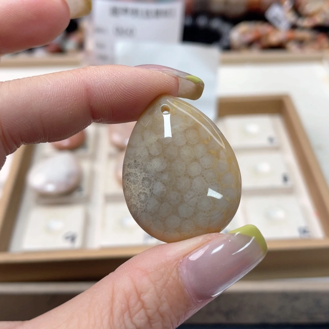 硅化珊瑚（珊瑚玉）手链未镶嵌新*053