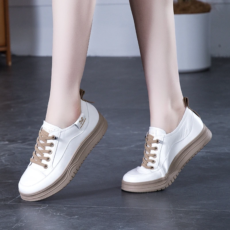 2025春季新款真皮小白鞋软底百搭单鞋女时尚平底鞋一脚蹬