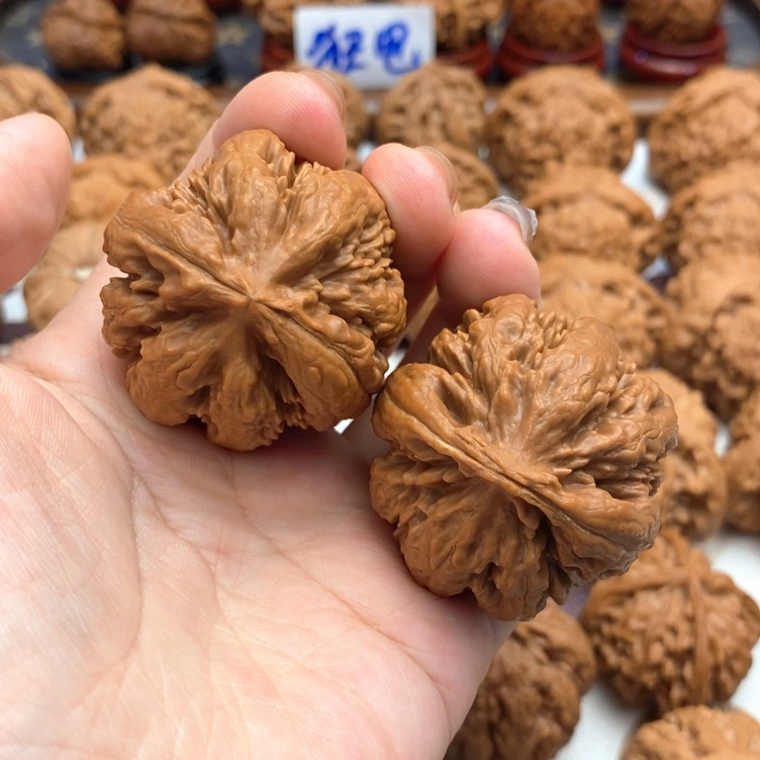 【闪购商品】文玩核桃把件42尺霸王龙
