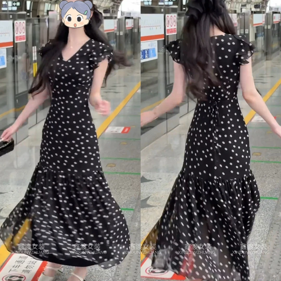 2025夏季新款时尚显瘦气质女士网红洋气连衣裙百搭款D21555