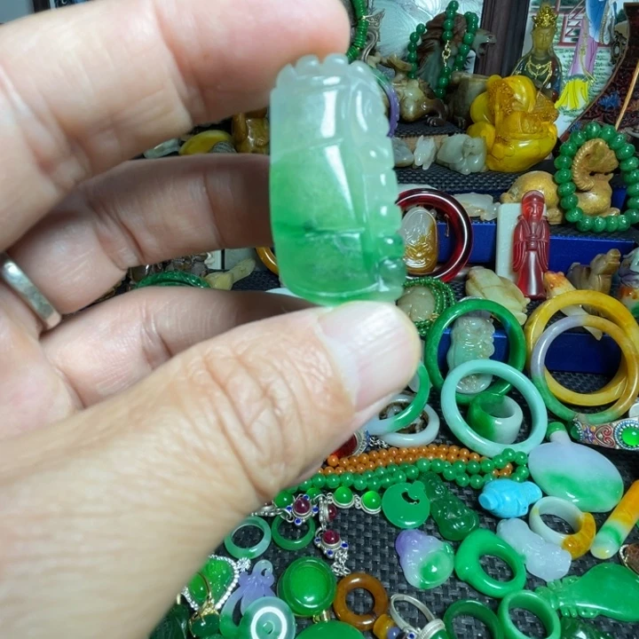 滴血莲花菩提吊坠