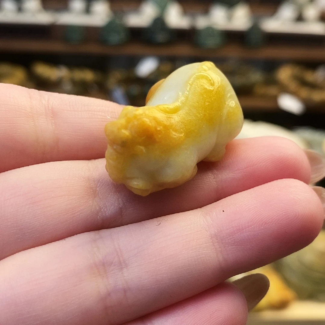 未镶嵌岫岩河磨玉（透闪石质玉）珠宝奇石多样性随机发一