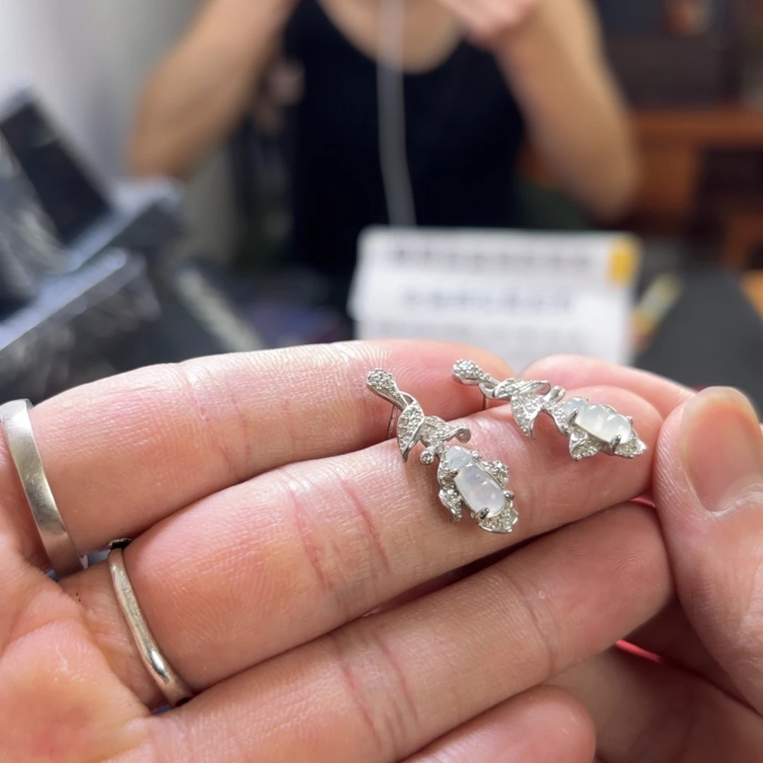 翡翠银S925镀金镶嵌颈饰