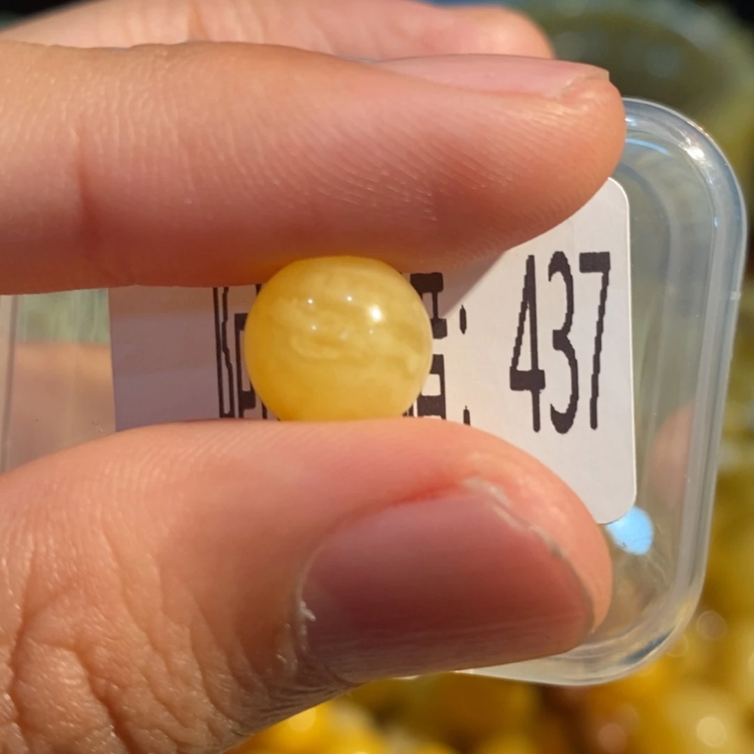 琥珀未镶嵌珠宝奇石437