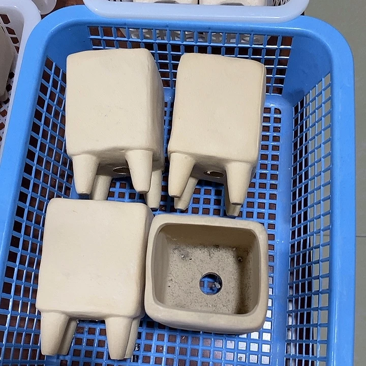 摆件陶盆有孔 瑕疵介意勿拍