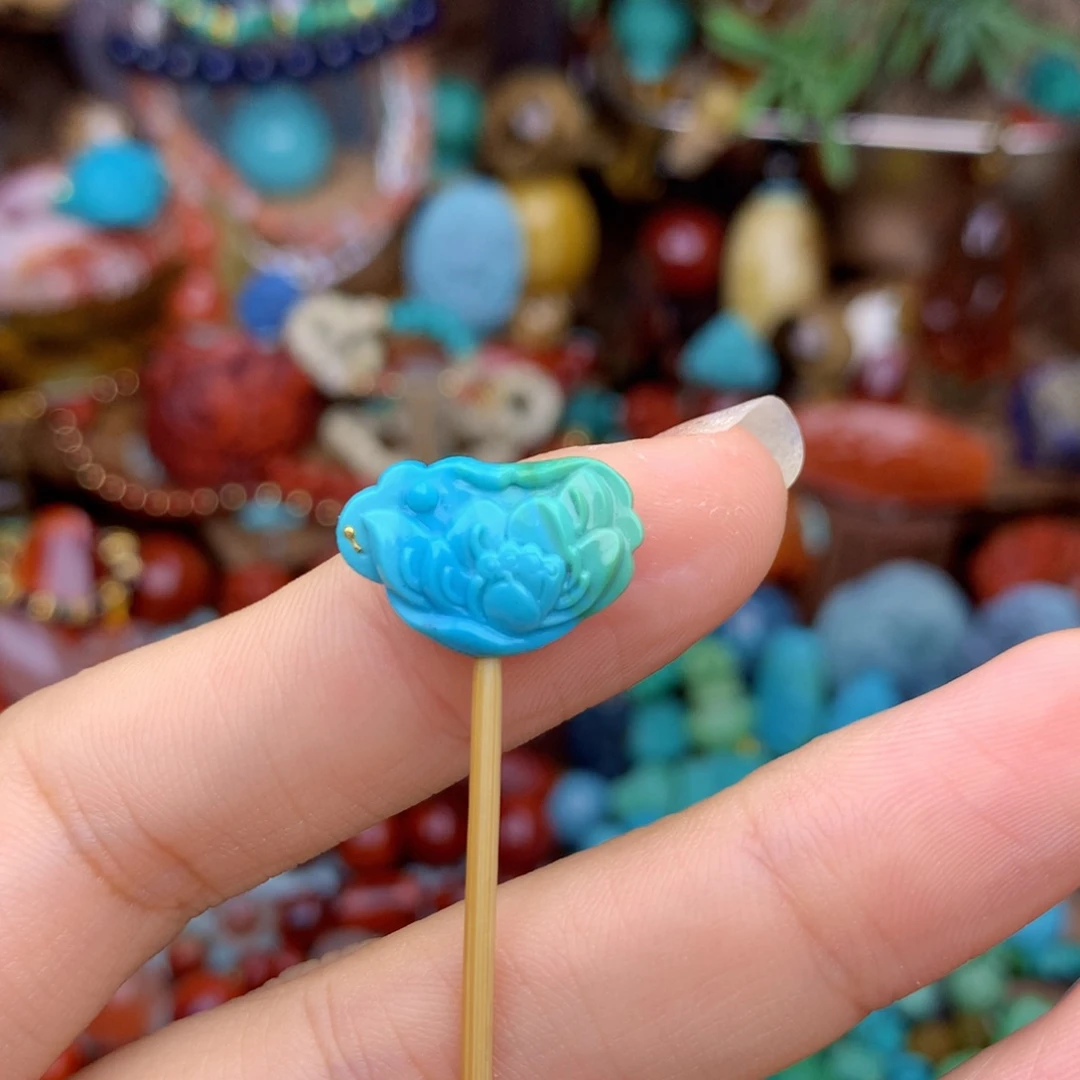 未镶嵌绿松石珠宝奇石精**伦