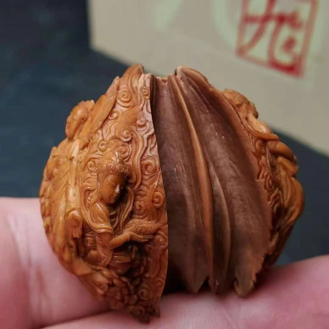 【亿铺铺铺专属】西方接引图 橄榄核手工雕带证 尺寸:3.65*3.5。
