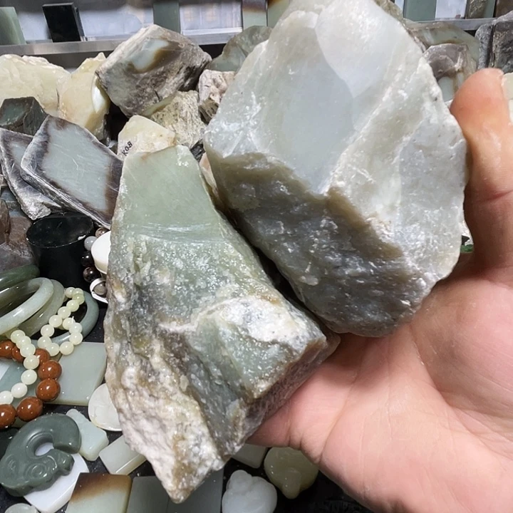 京***流和田玉（糖玉）未镶嵌把件