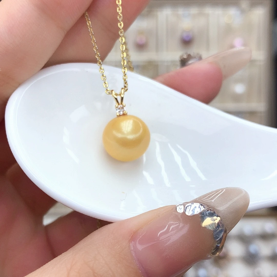 淡水珍珠合金颈饰