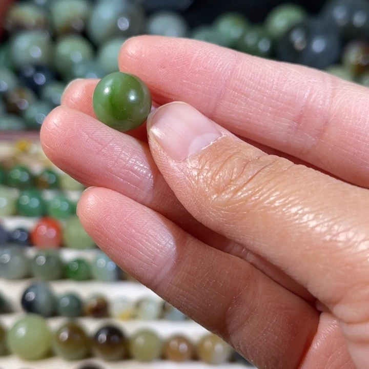 和田玉（糖玉）未镶嵌珠宝半成品12