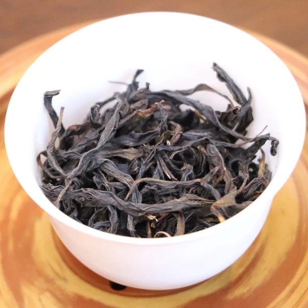300年单株姜花|2025年高山碳焙单丛茶 凤凰单丛茶春茶