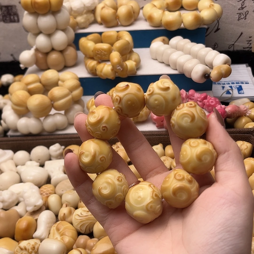 吊坠菩提根/象牙果