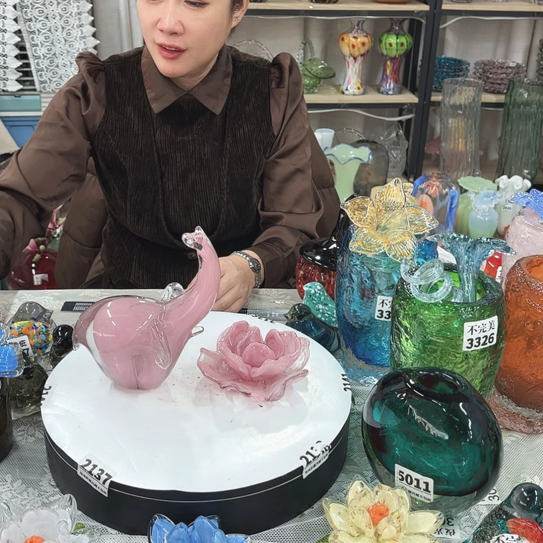 1象1荷花 家悦琉璃工艺品不完美