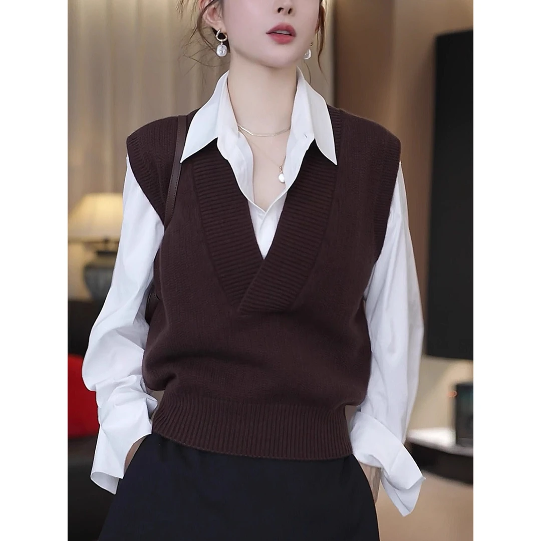 高端洋气v领针织马甲柔软减龄时尚上衣2025秋冬气质百搭无袖马夹