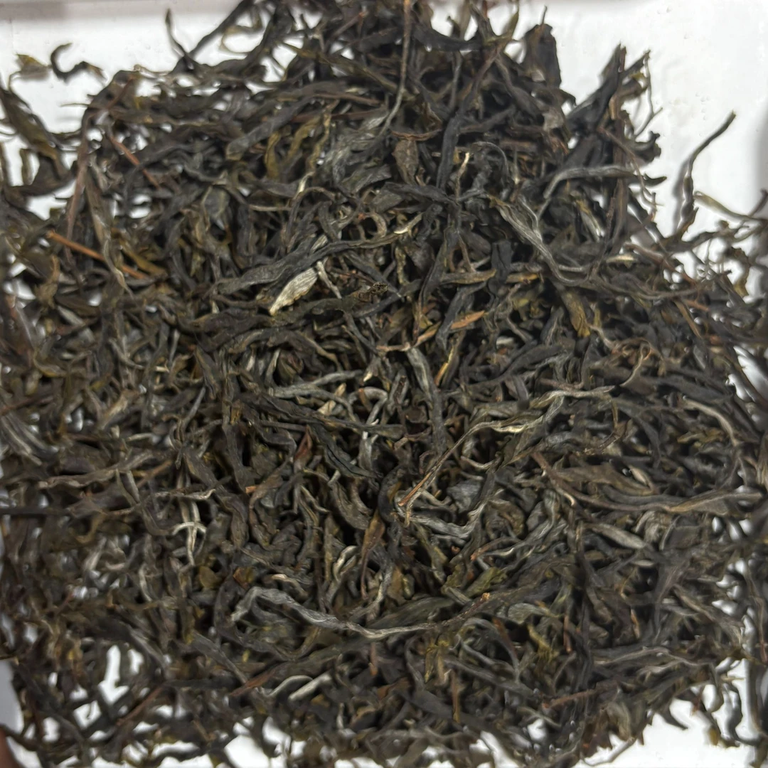 2025年冰岛坝歪大树 春  生普散茶500克【254号】6-10