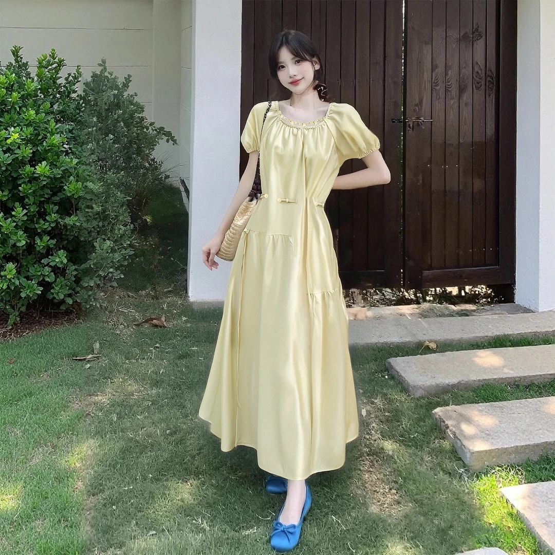 B2025款法式气质收腰显瘦泡泡袖奶黄色连衣裙女夏长裙高级感D1959