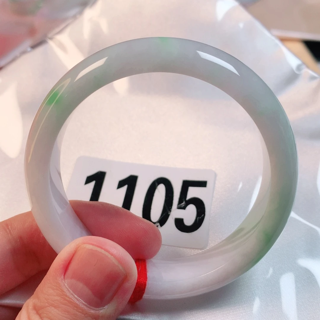 翡翠手镯未镶嵌翡翠手镯1105