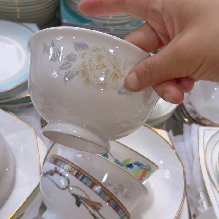 瓷片清雅五寸碗十个微瑕