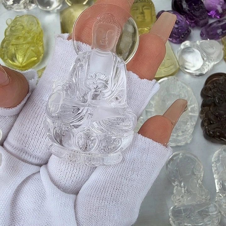 白***亮未镶嵌水晶车挂水晶