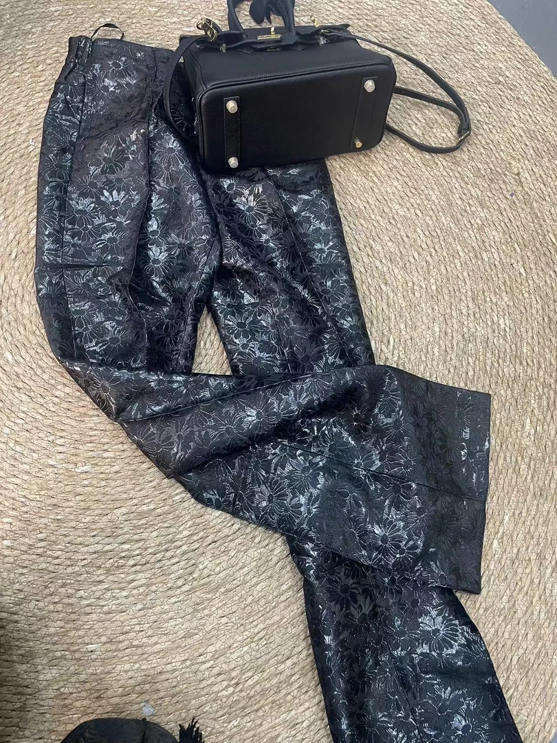 025-女士薄款阔腿裤时尚休闲裤常规款经典民族风