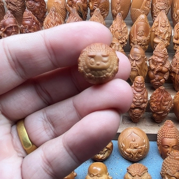 吊坠橄榄核17拉布布