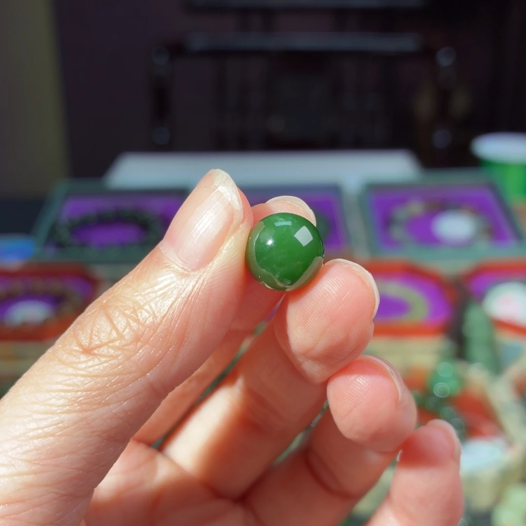 和田玉（碧玉）未镶嵌珠宝半成品