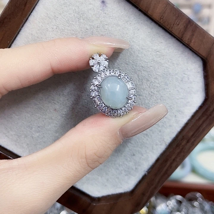 翡翠未镶嵌颈饰天然翡翠Ａ货