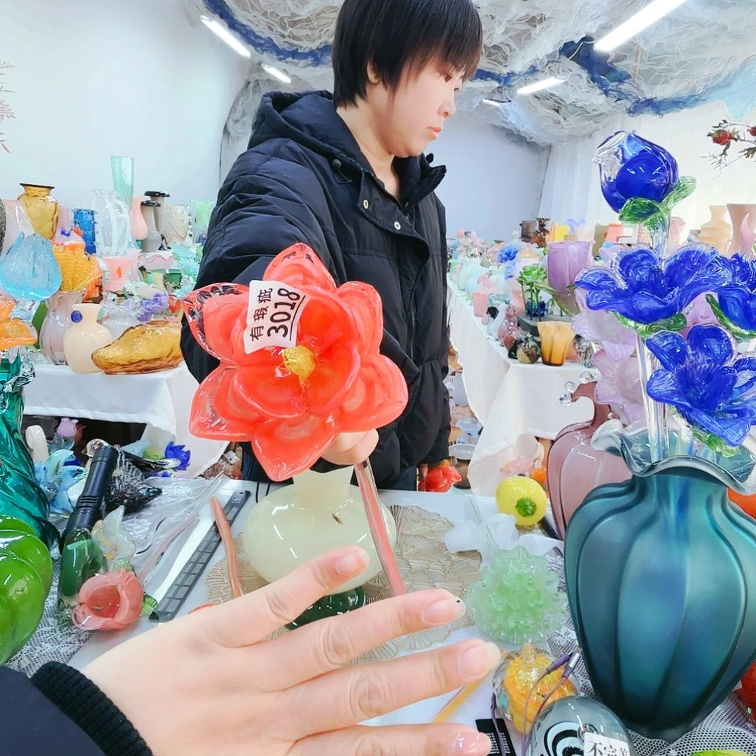 福利不退不换琉璃花瓶艺术品