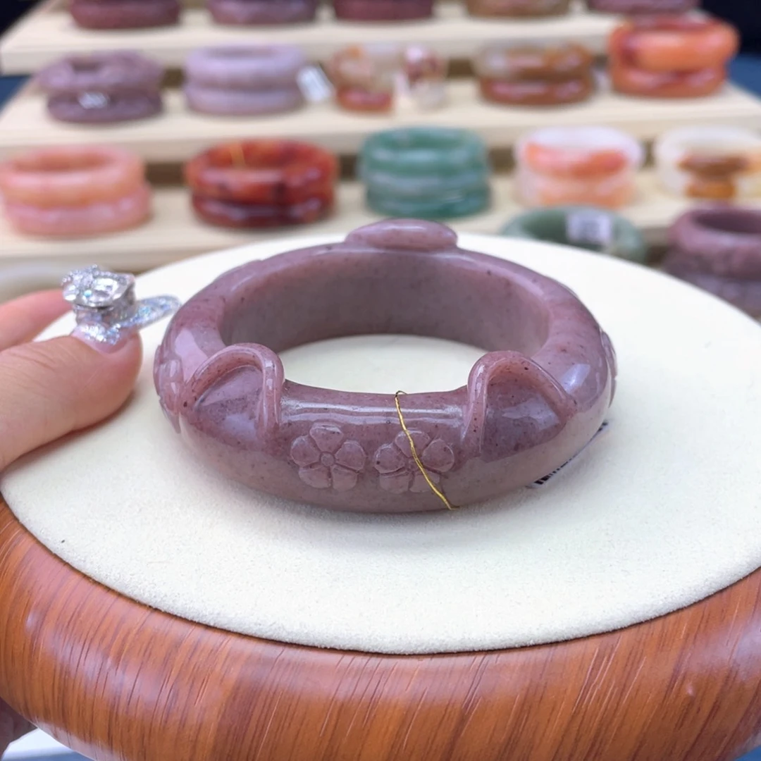 冰****石英岩玉手镯未镶嵌