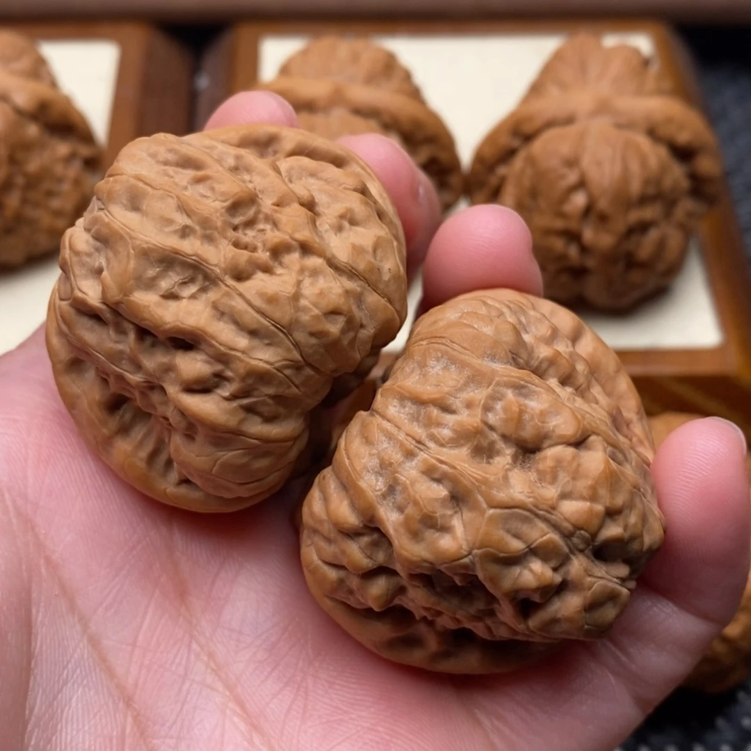 【闪购商品】把件文玩核桃盖*力边42左右
