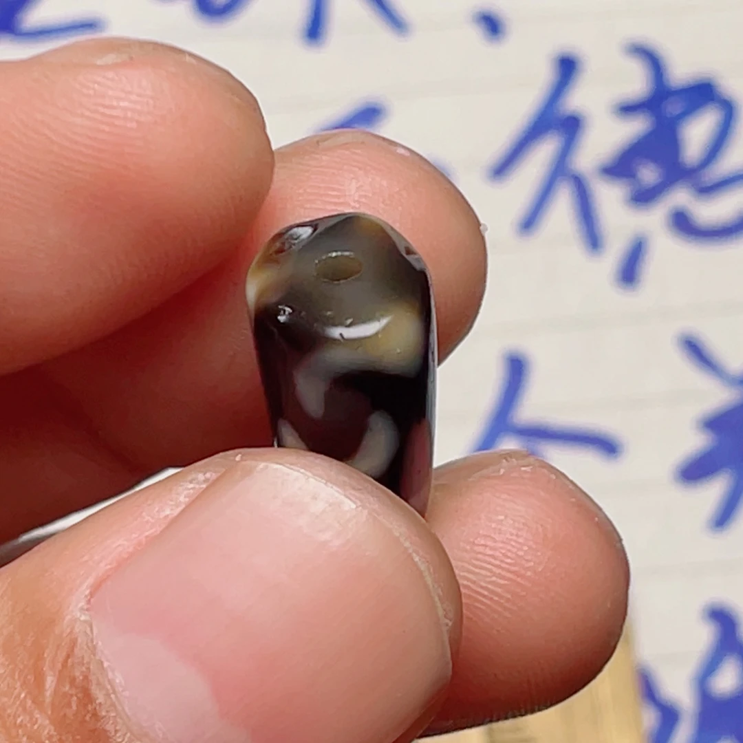 无***声泥塑藏传及其历史文献
